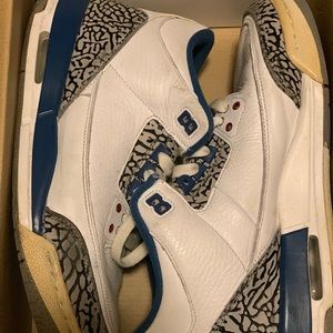 Air Jordan 3s